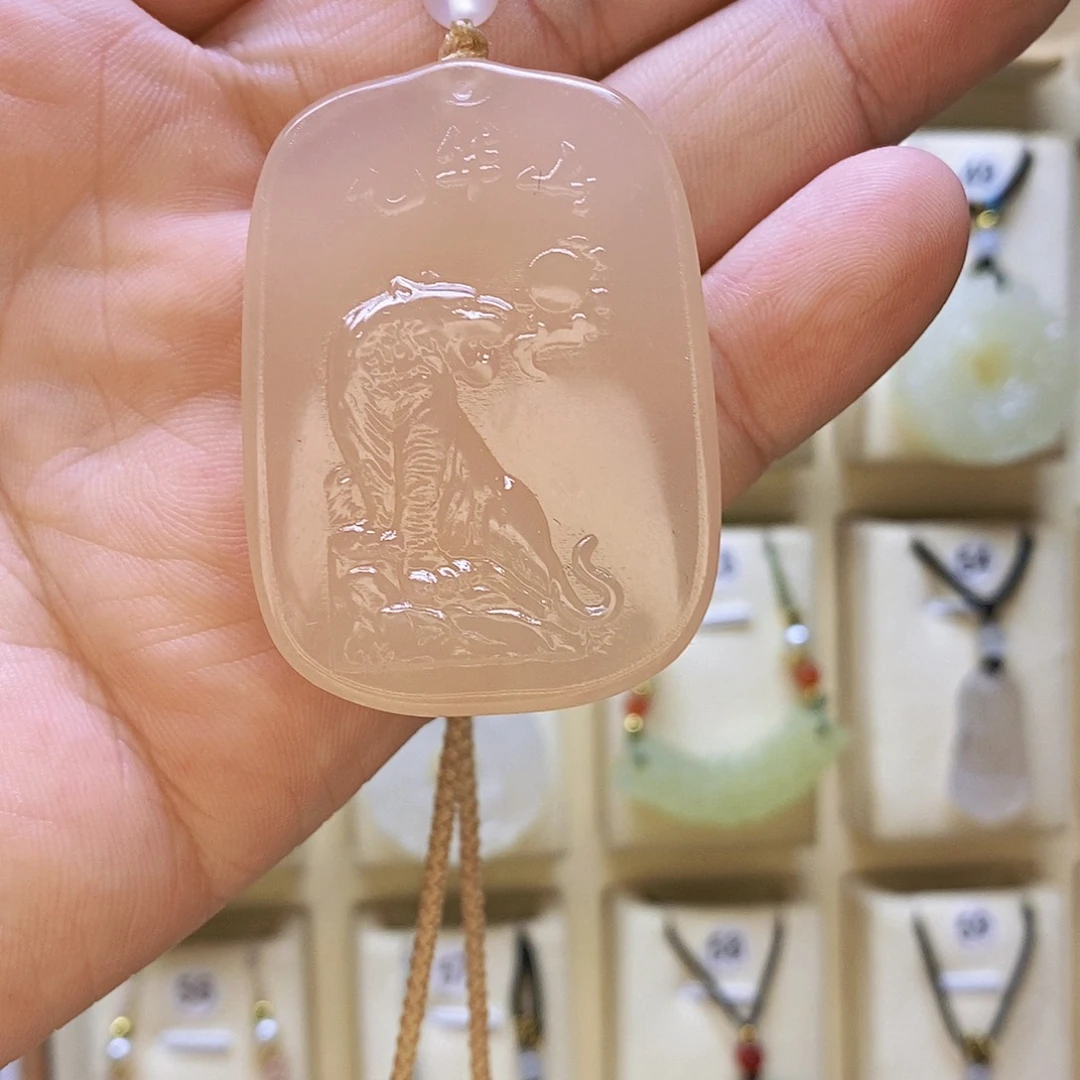 合金颈饰玛瑙/玉髓