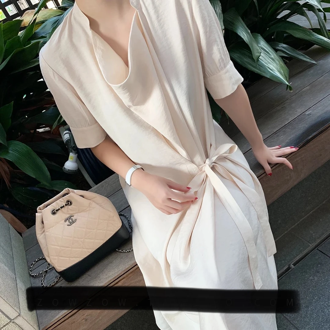 新款法式荡领连衣裙