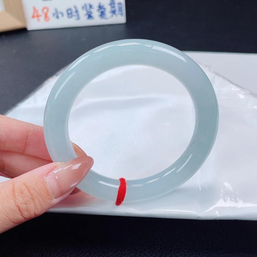 翡翠手镯未镶嵌9049/天空蓝起胶圆条