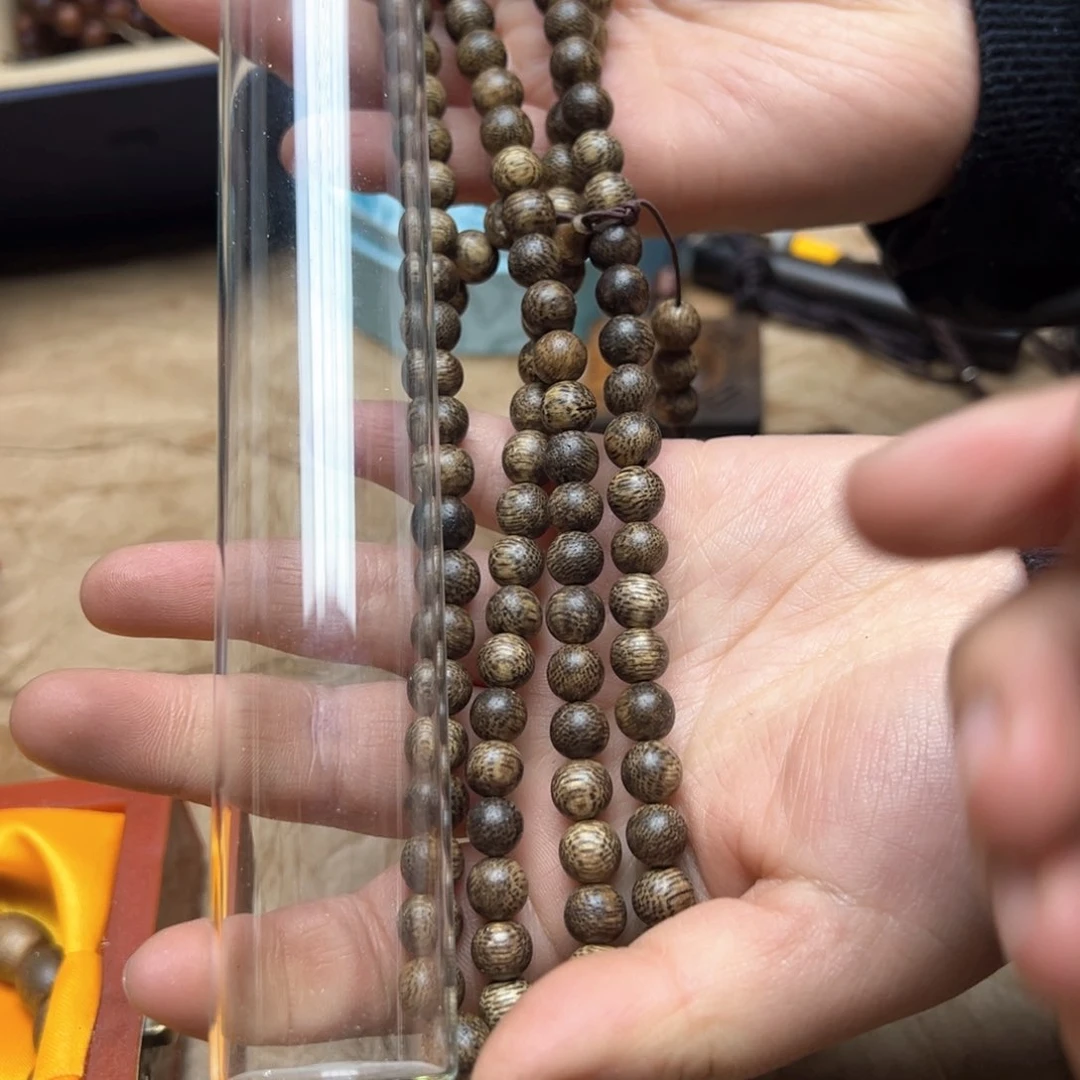 大叶紫檀（黑酸枝木类）