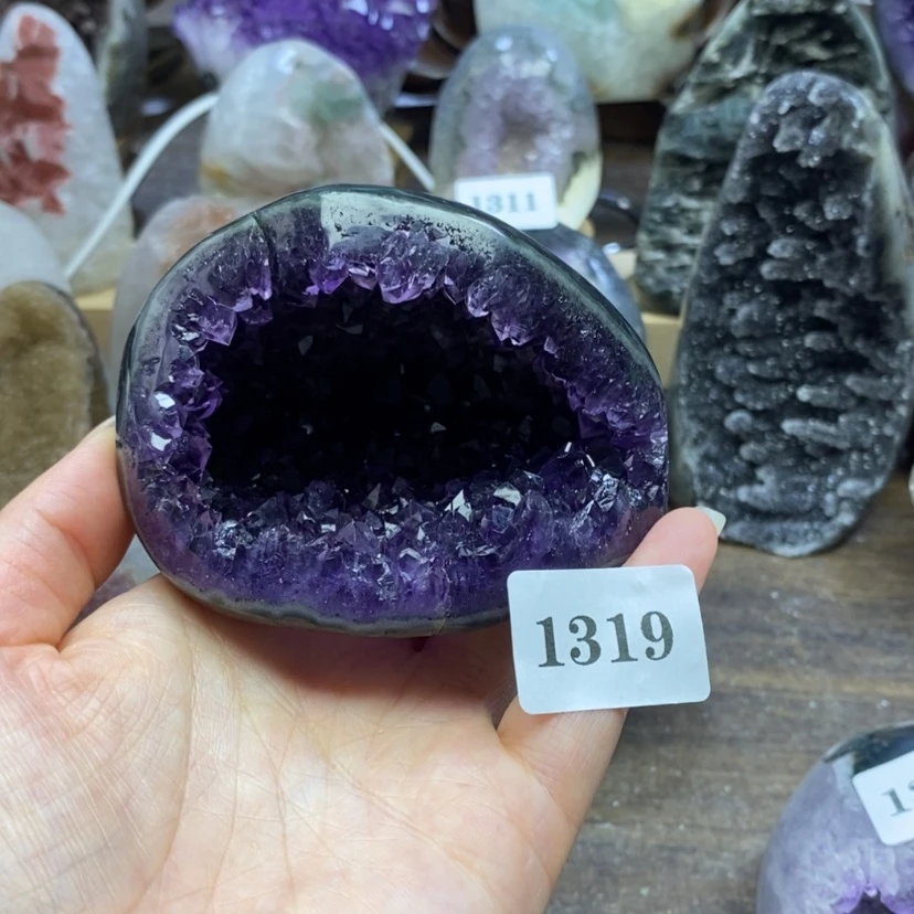 【闪购商品】未镶嵌大型摆件（非配饰）紫晶