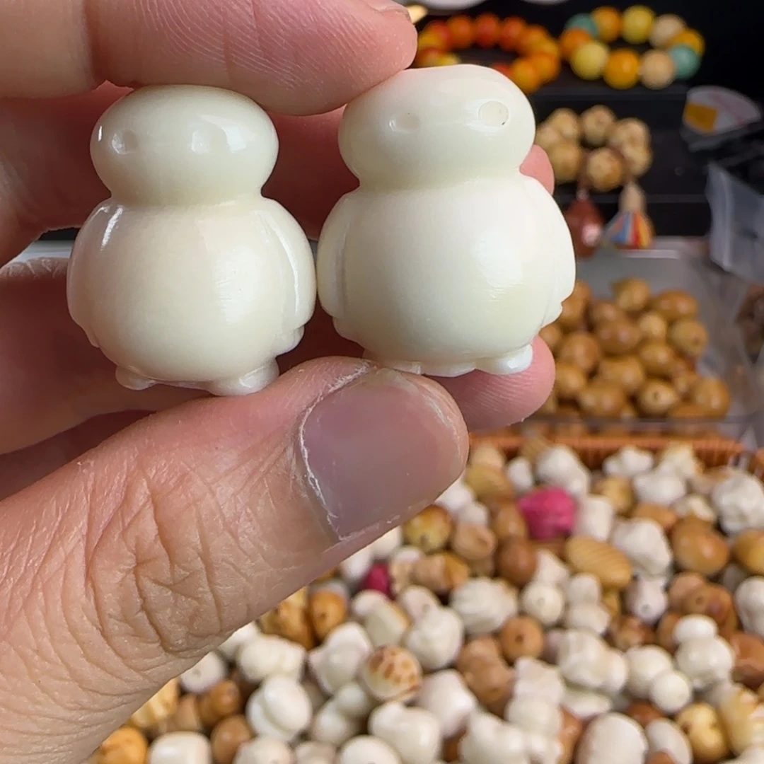 菩提根/象牙果吊坠瑕疵大白5颗