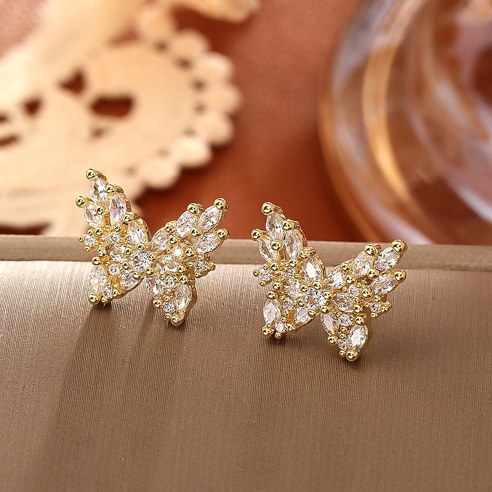 超闪亮锆石蝴蝶耳钉时尚高级感精致银针耳饰铜镀真金小众仙女耳环