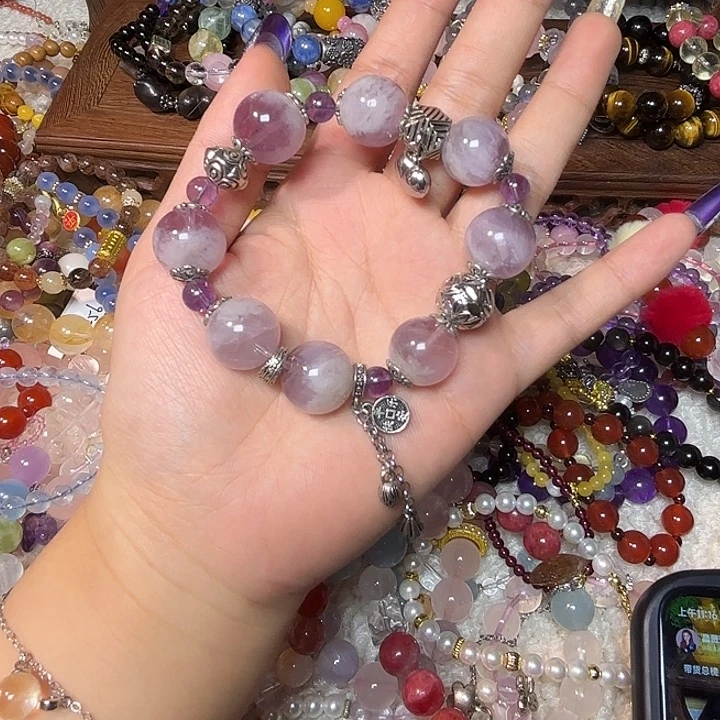 未镶嵌水晶手链金薇薇