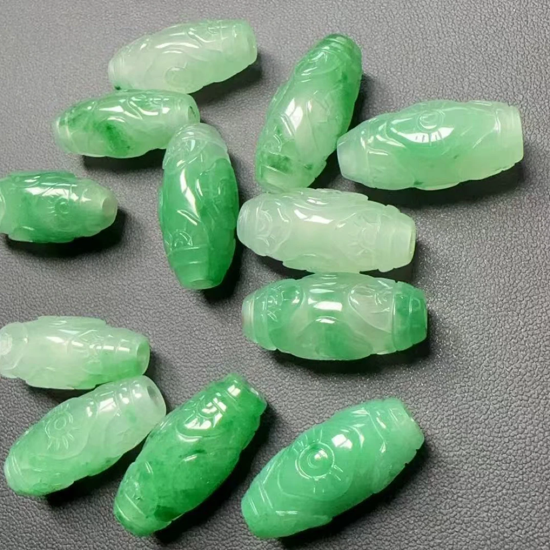 非洲翠雕花六眼天珠吊坠