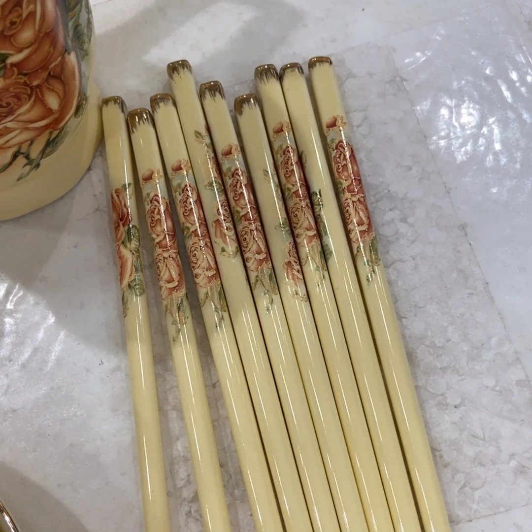 星博陶瓷…………………………………………