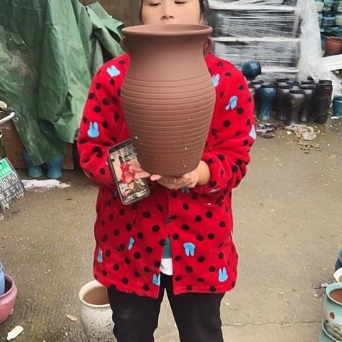 20口32高瑕疵一个盆。