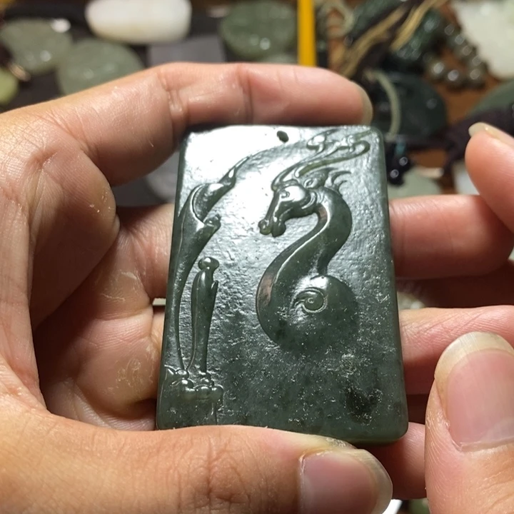 和田玉未镶嵌珠宝奇石