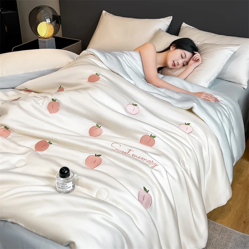 轻奢冰丝提花夏凉被四件套刺绣夏被空调被单双人可机洗丝滑凉感被