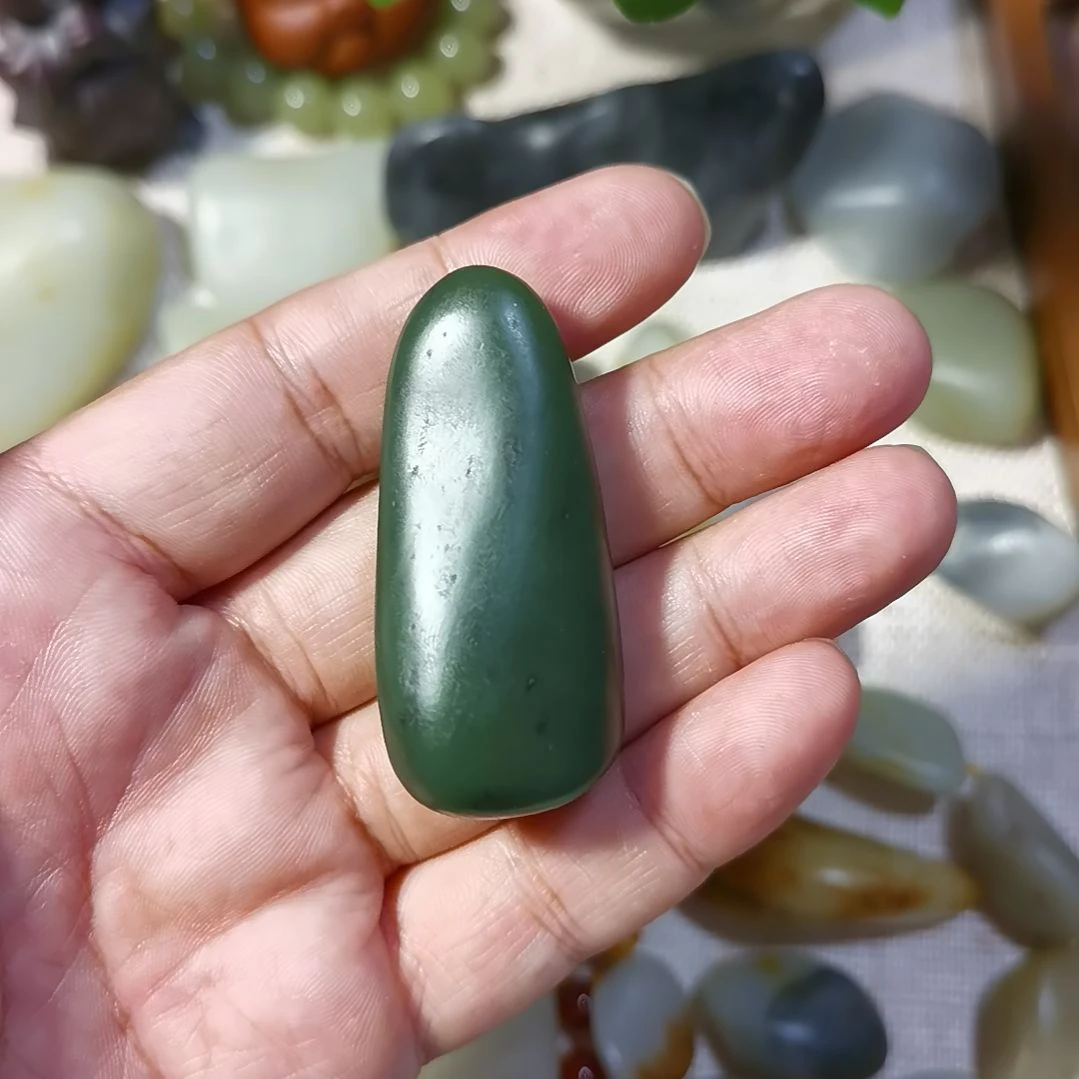 和田玉（糖玉）未镶嵌挂件