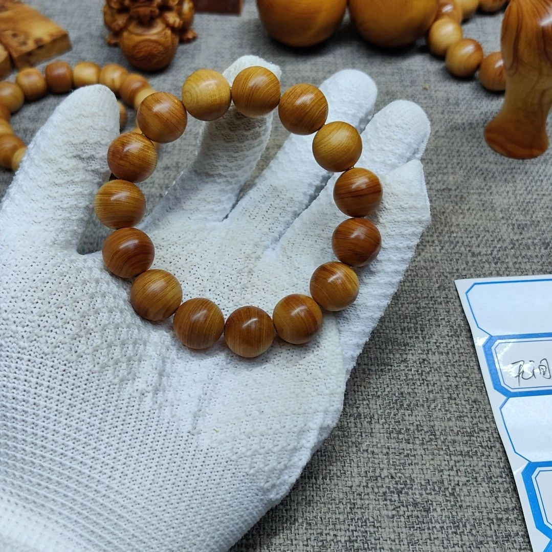梦***来1.5太行崖柏手工艺品