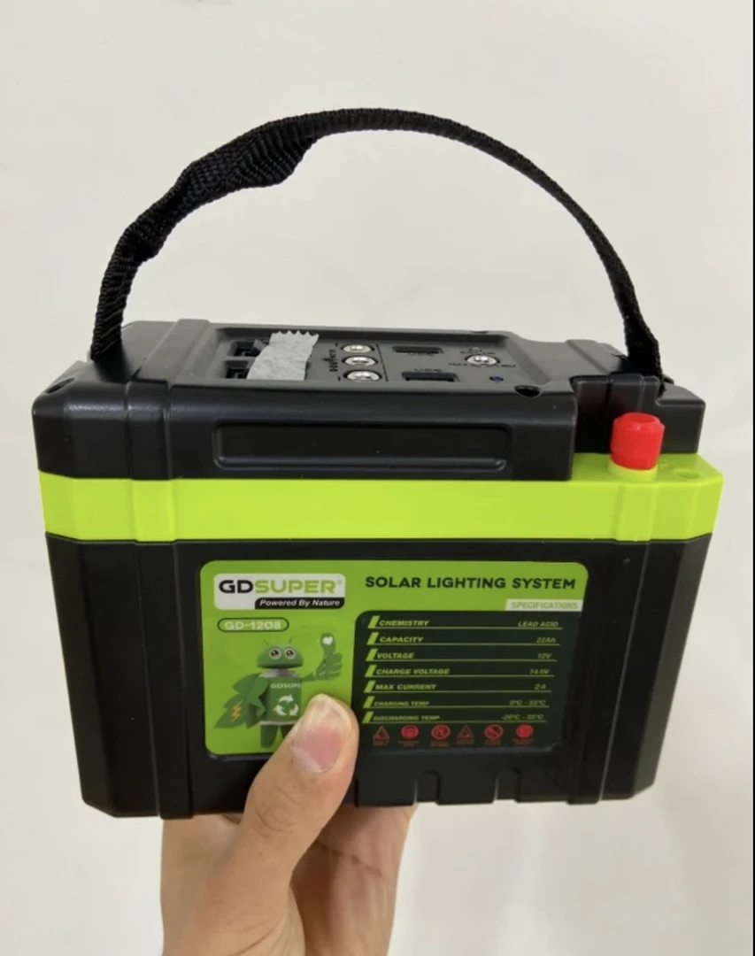 12伏户外电源一个