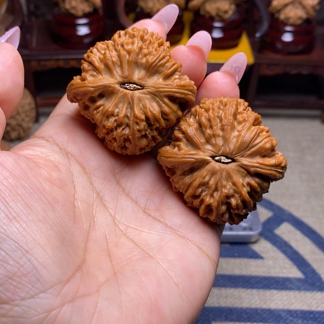 浅***兮吊坠桃核南疆全品46