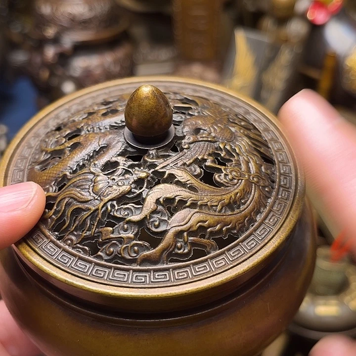 精美铜器批发档口