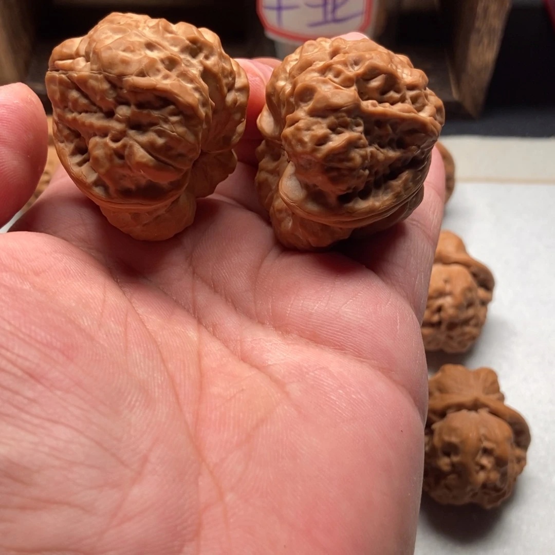 吊坠文玩核桃40三角蛙蛙