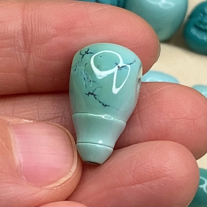 宁***物绿松石未镶嵌珠宝奇石