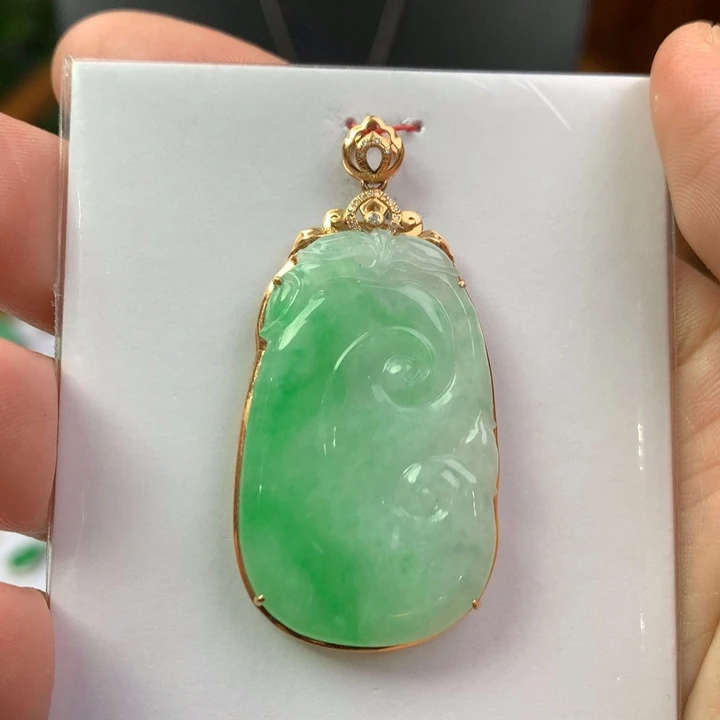*****翡翠18K金镶嵌颈饰翡翠翡翠吊坠