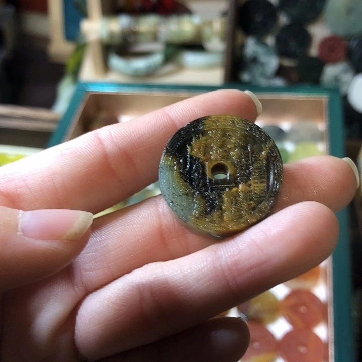 岫玉岫玉挂件未镶嵌