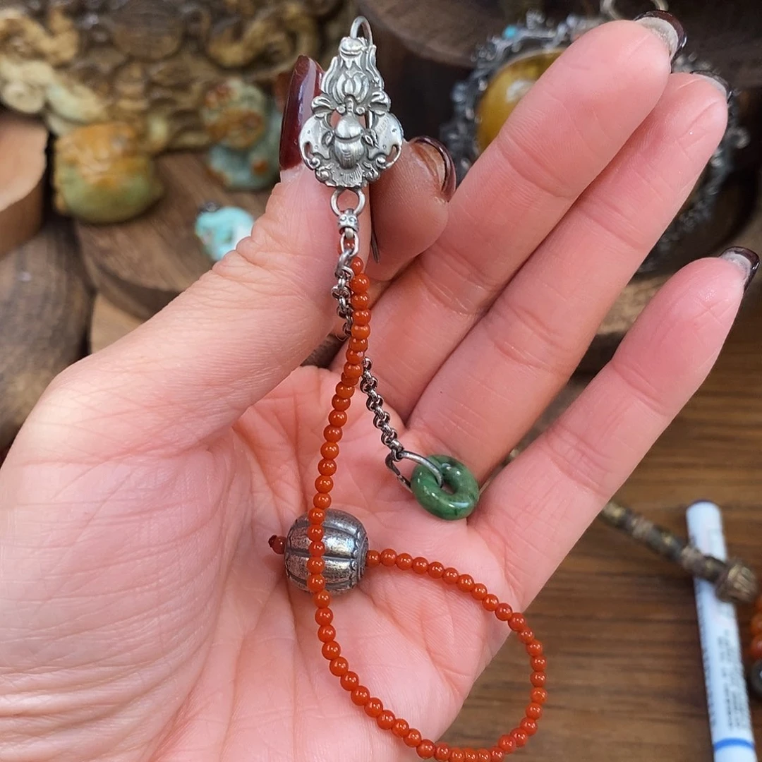 南红玛瑙耳坠未镶嵌