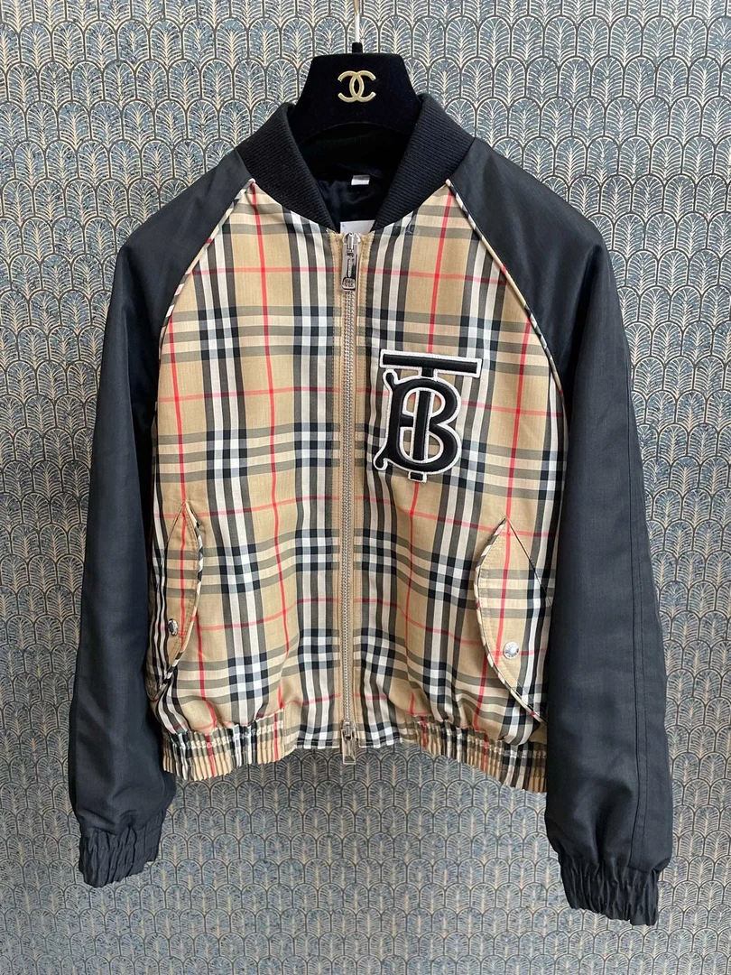 99新 BURBERRY/博柏利 TB刺绣格纹棒球外套 34码 14721286