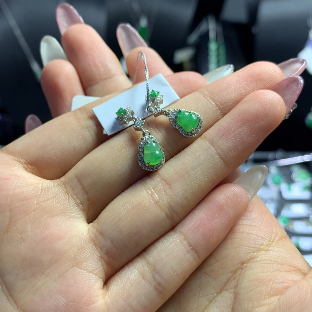 翡翠戒指银S925镶嵌耳钉