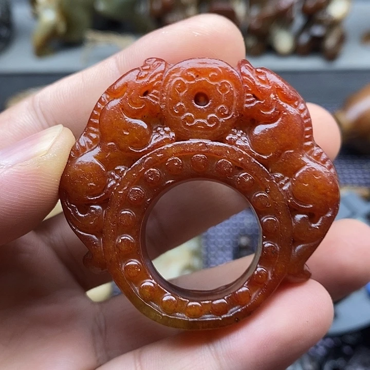 未镶嵌蛇纹石玉颈饰