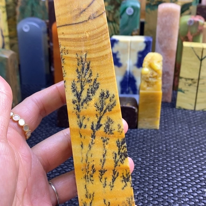 云南石任青田石印章石