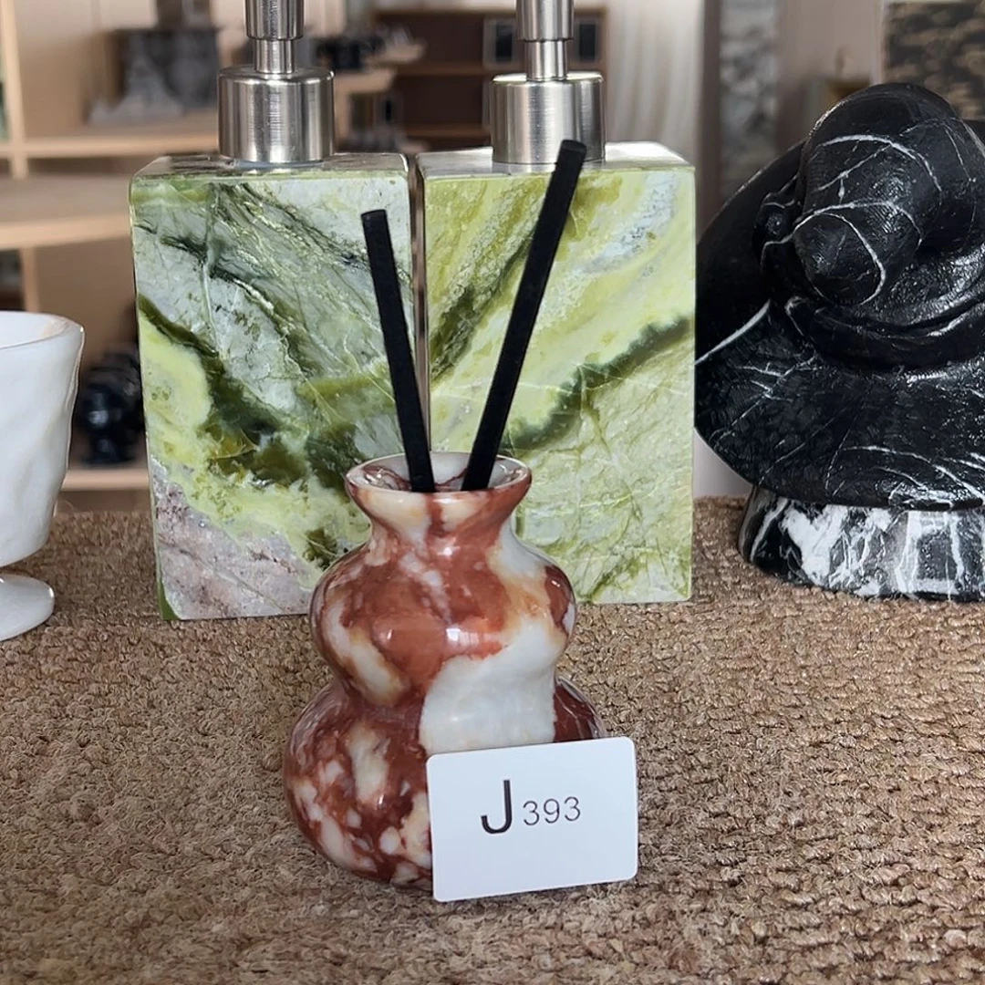 石材J393宝红香薰瓶