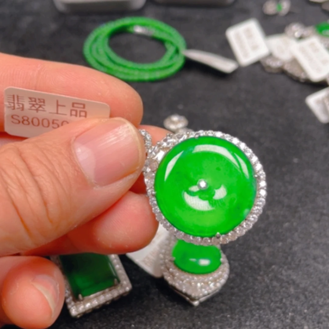 【闪购商品】翡翠颈饰银S925镶嵌吊坠