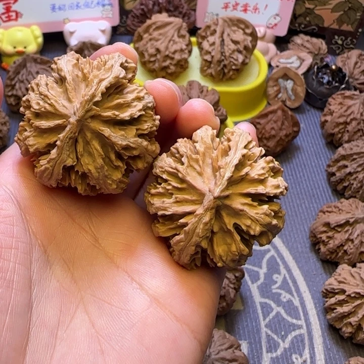 虎***威把件文玩核桃核桃8