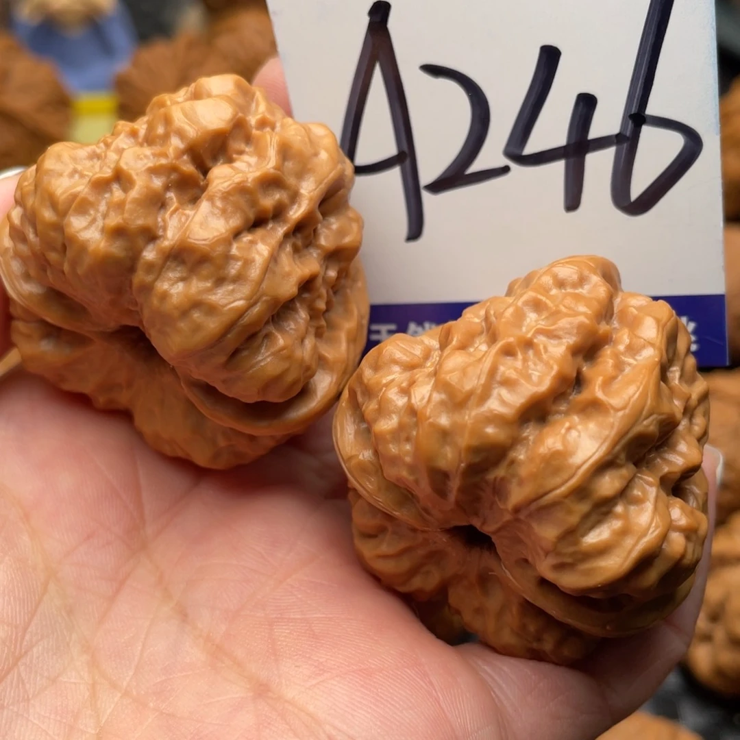 桃核把件蛤蟆头40