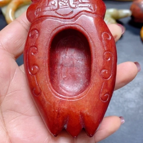 紫金钵盂菩提吊坠辰**月