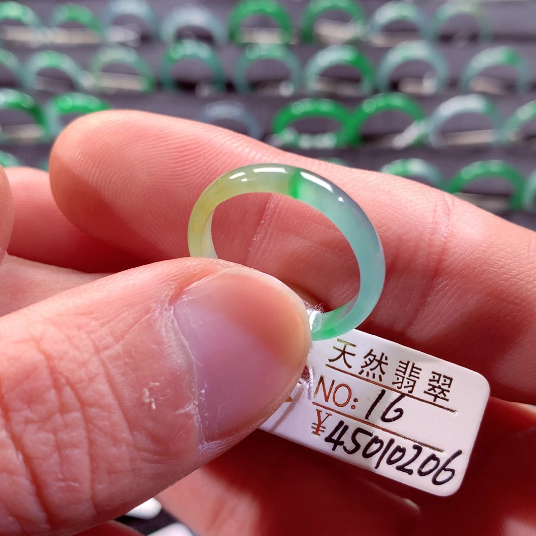 翡翠未镶嵌戒指翡翠戒指