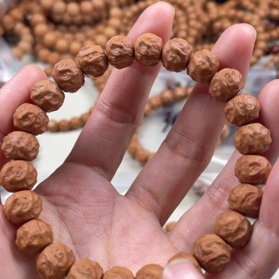 猴头核桃手串全品有色龙蛇之变