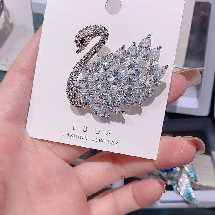 锆石铜合金奢华天鹅胸针 经典