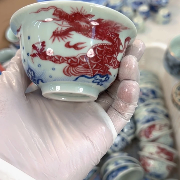 瓷片白青花釉里红鱼化龙主人杯全品