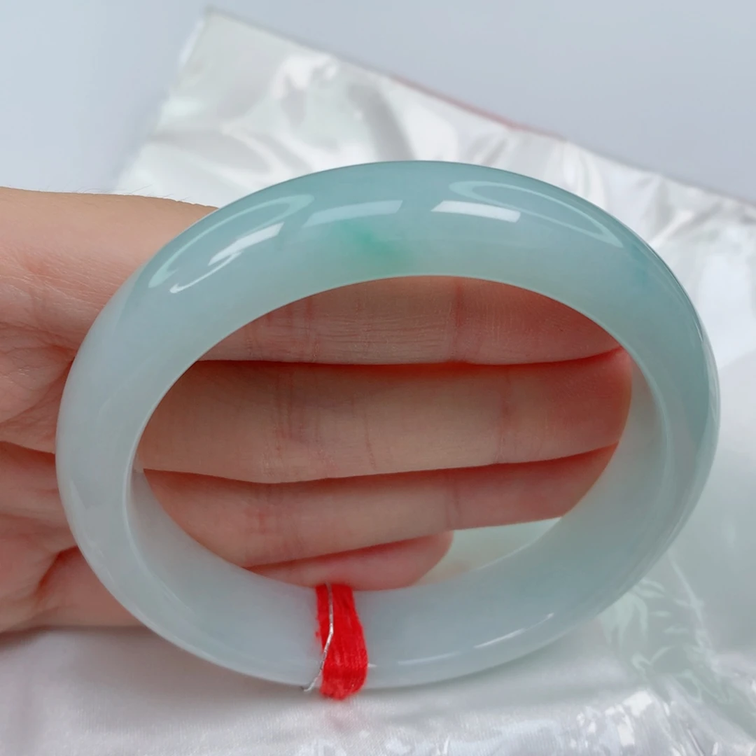 翡翠手镯未镶嵌56.7正圈