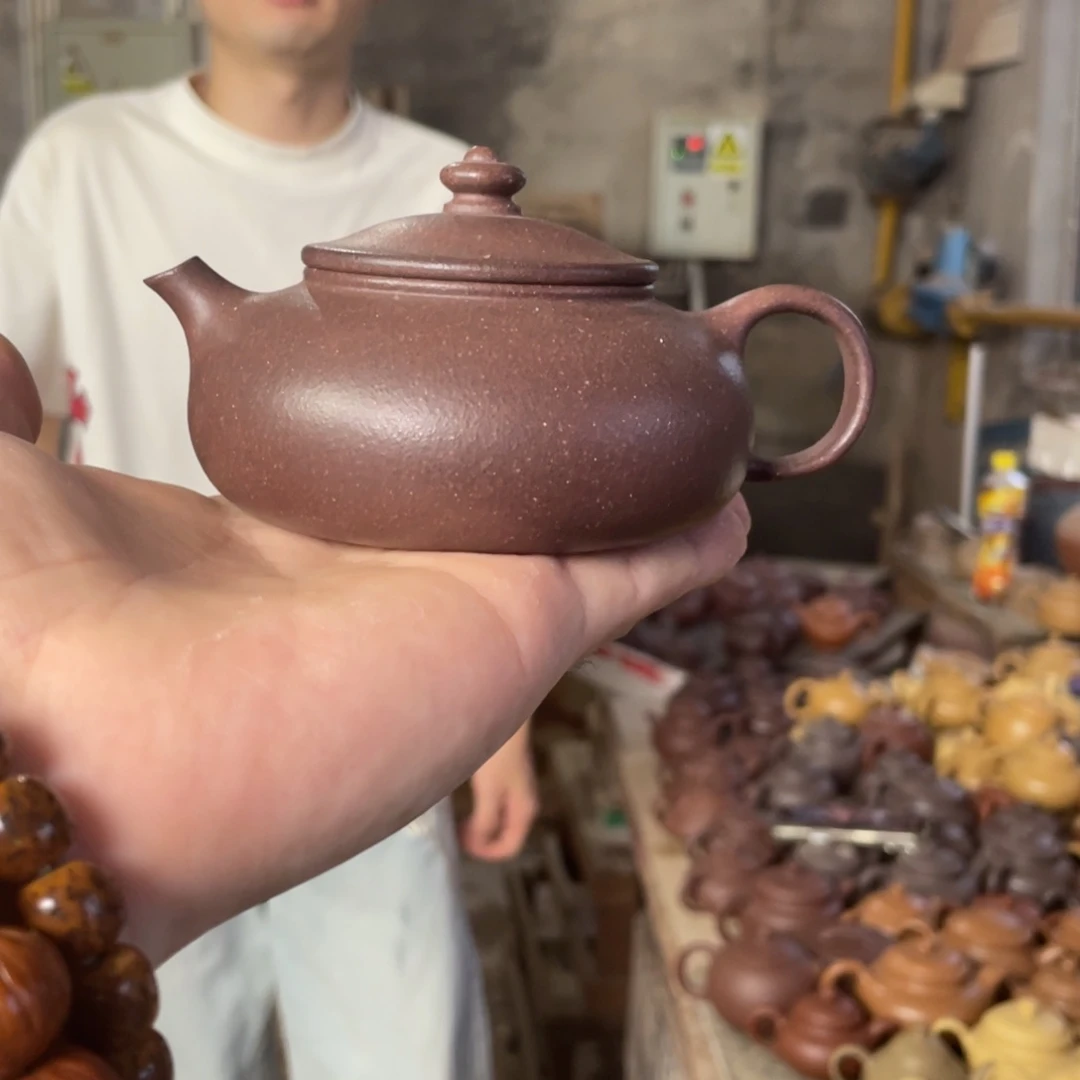 茶壶紫砂YZ。 桃花泥。  寒江。 160CC