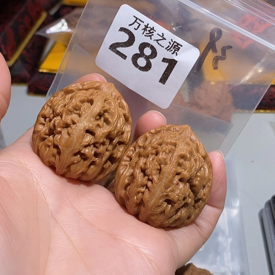 桐***士吊坠文玩核桃39红锦鲤……全品