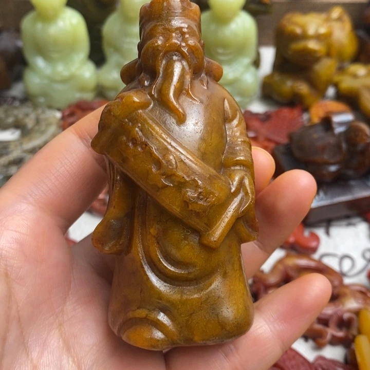 M***茜未镶嵌蛇纹石玉颈饰
