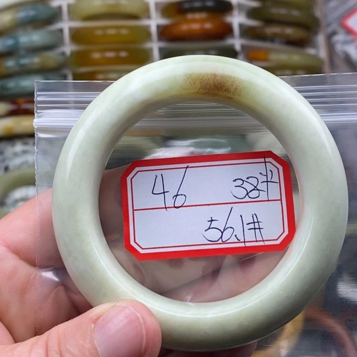 未镶嵌蛇纹石玉手链