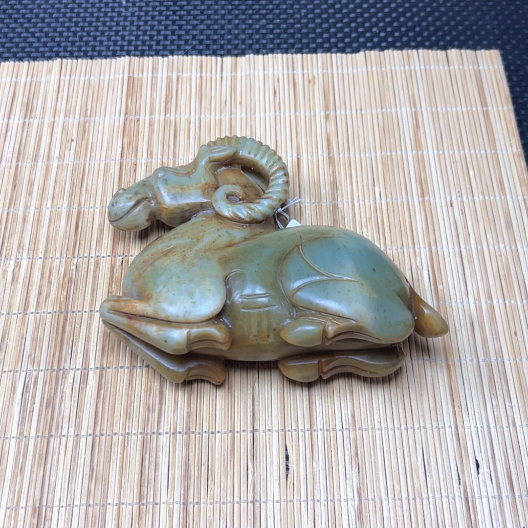 和田玉未镶嵌摆件