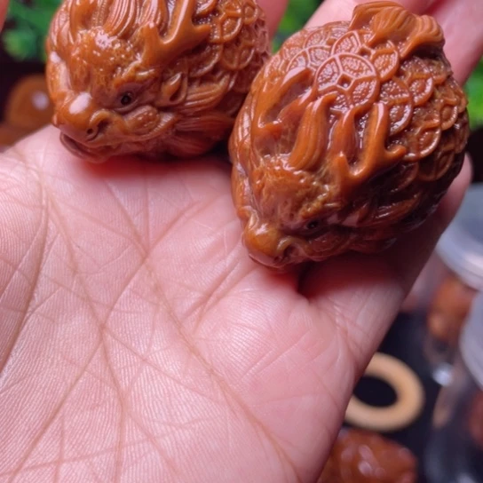 【闪购商品】手串/手链橄榄核35左右金币龙龟手球