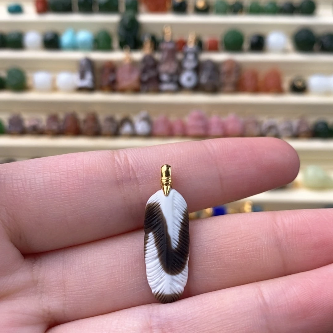 18K金镶嵌颈饰玛瑙/玉髓
