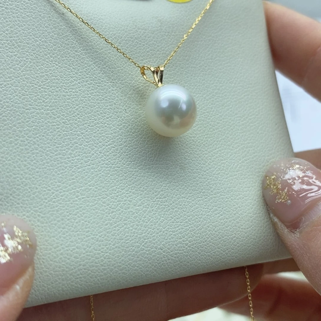 颈饰18K金镶嵌海水珍珠9-10