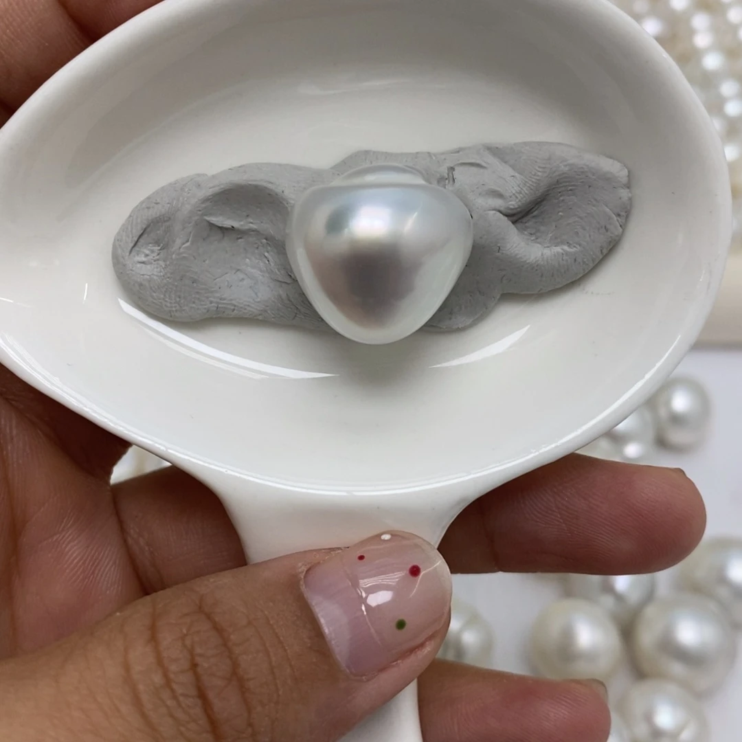 裸珠海水珍珠17.6