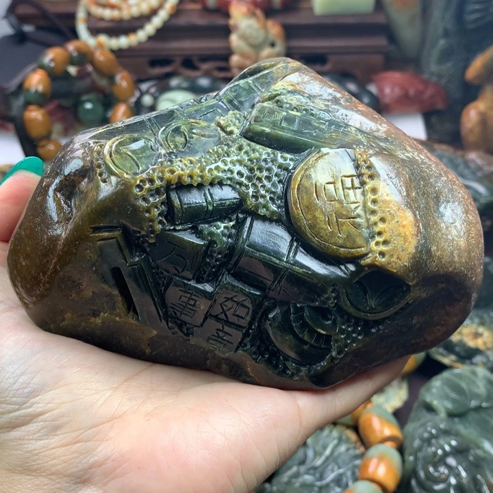 岫岩河磨玉（透闪石质玉）把件未镶嵌