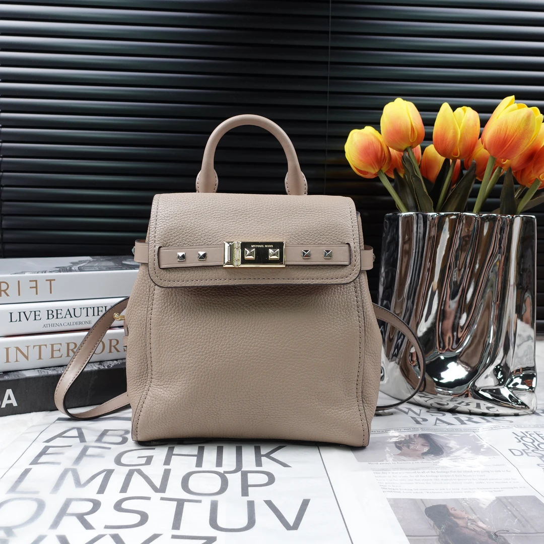 95新 MICHAELKORS/迈克高仕 双肩包/T10220854