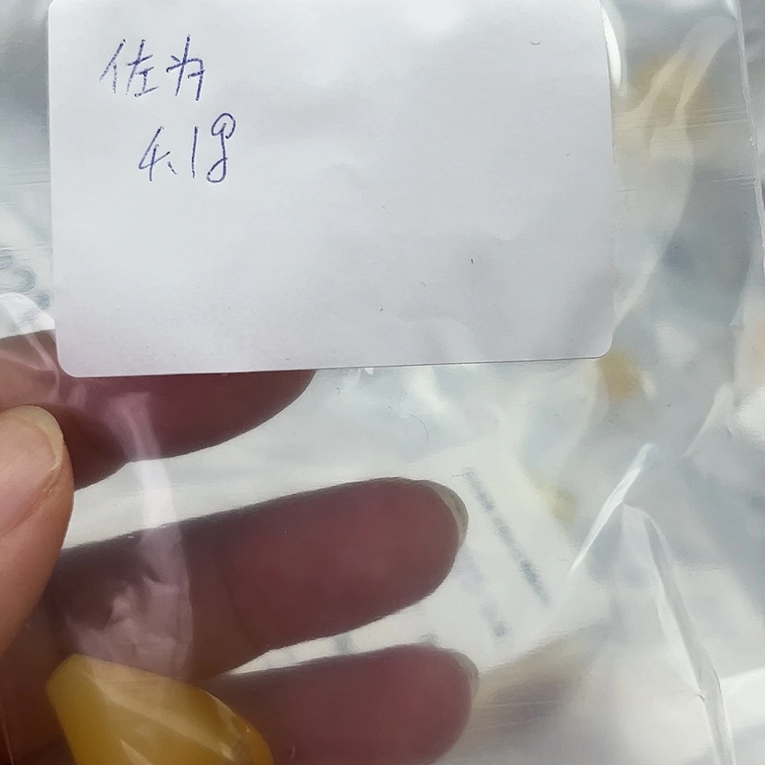 佐***为琥珀未镶嵌颈饰220