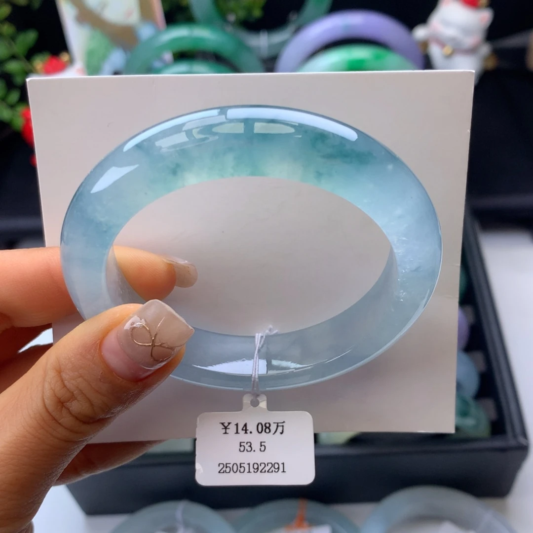翡翠手镯未镶嵌54冰蓝飘花正圈
